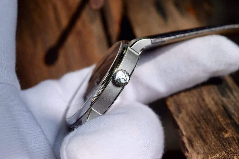 3CC8804D-0386-4509-B917-160A232803C0