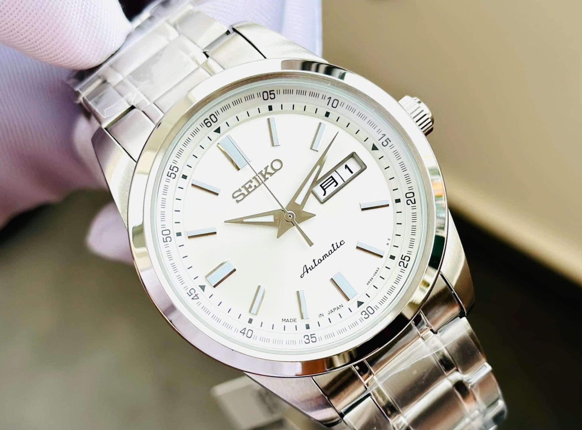 B6E665A6-53C7-4315-BDB9-E48FAD8783E9